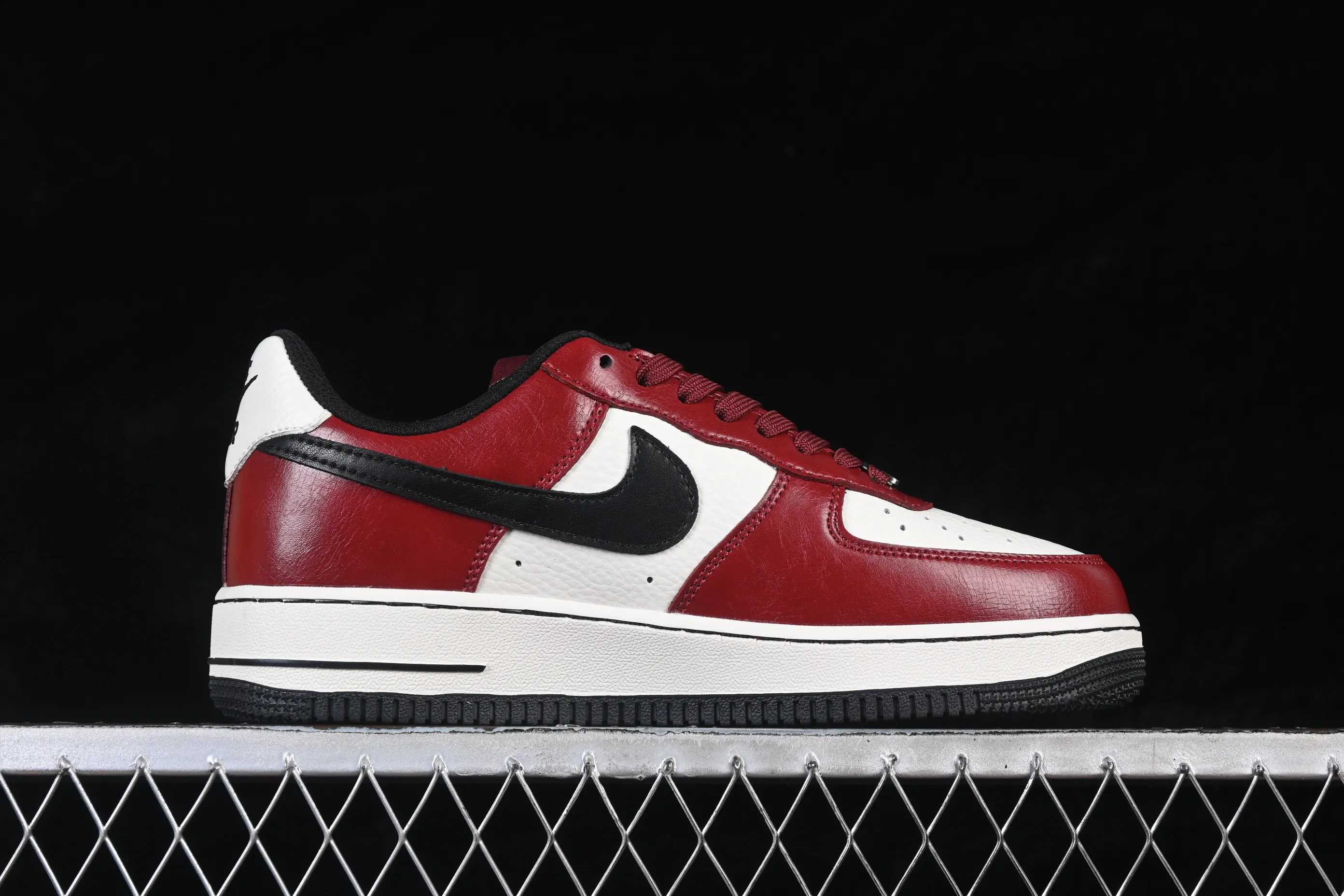 All categories Nk Air Force 1 Air Force series Nk Air Force 1 Low Air Force low top Nike Air Force 1'07 Low Year of the Horse limited edition Red milk white Air Force 1 low top casual sneakers HF3148-102